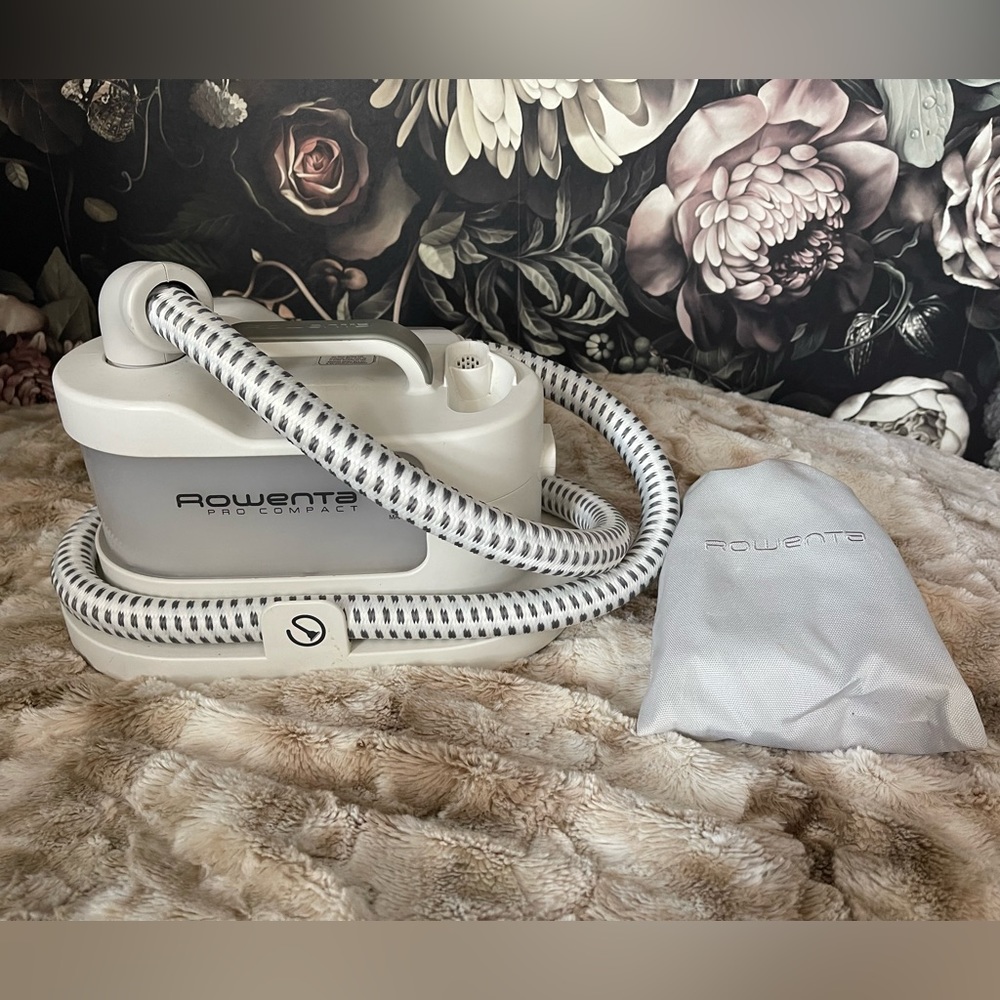 Rowenta Pro Compact Garment Steamer IS1430 with Accessories